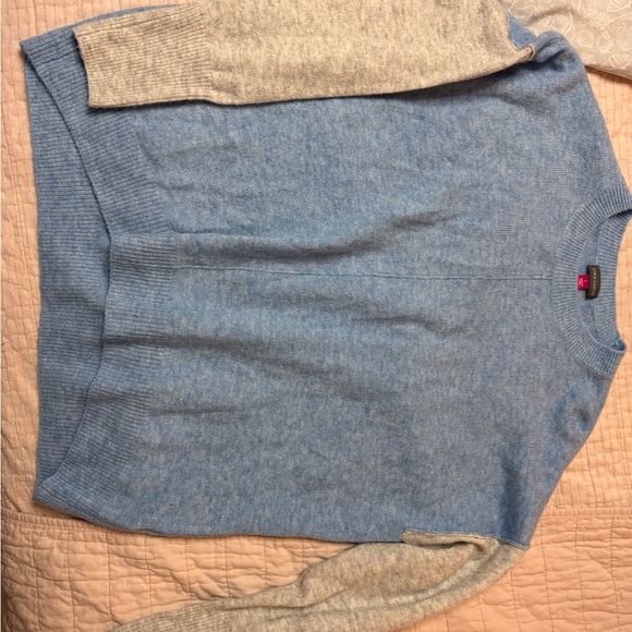Vince Camuto Light Blue and Gray Crew Neck Sweater - Picture 2 of 7